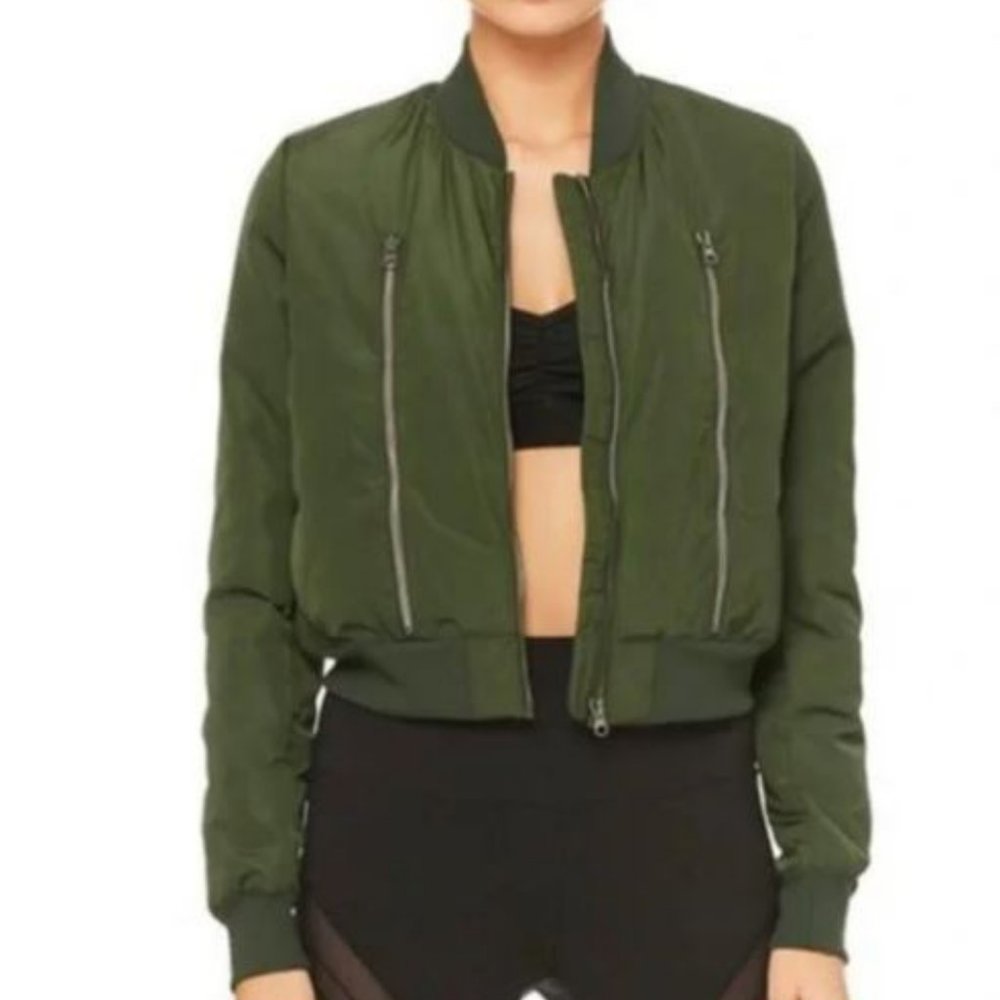 ALO Yoga Off Duty Down Puffer Bomber Jacket in Olive Green X-SMALL